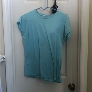 Women’s exercise shirt